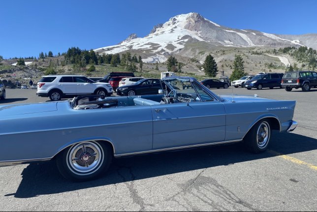 1965 Ford Galaxie 500