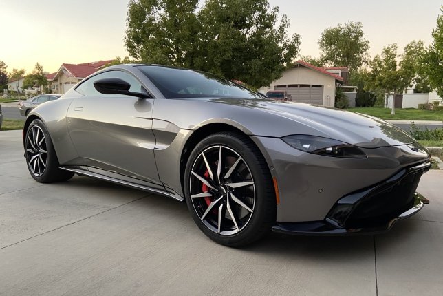 2019 Aston Martin Vantage