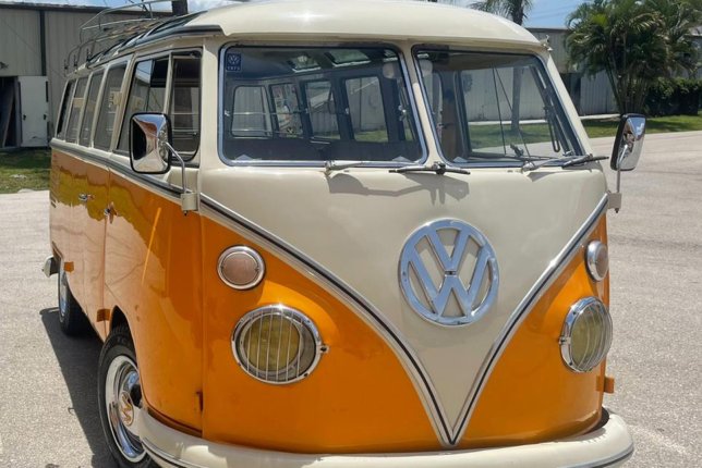 1973 Volkswagen Transporter Samba Bus