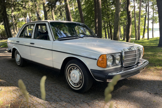 1979 Mercedes-Benz 240D