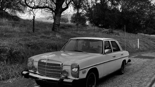 1976 Mercedes-Benz 300D