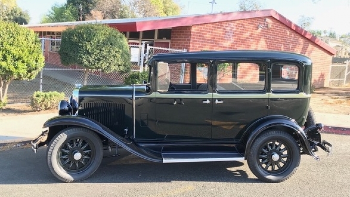 1930 Dodge DD-6