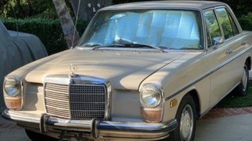 1972 Mercedes-Benz 220d