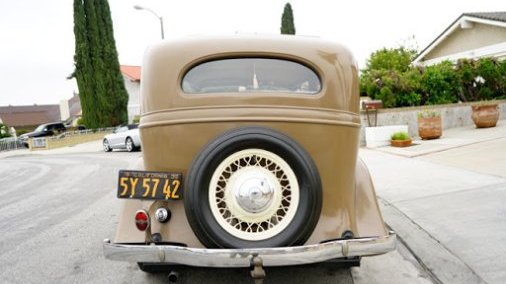 1935 Chevrolet 4-Door Standard Sedan