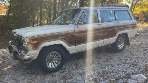 1985 Jeep Grand Wagoneer