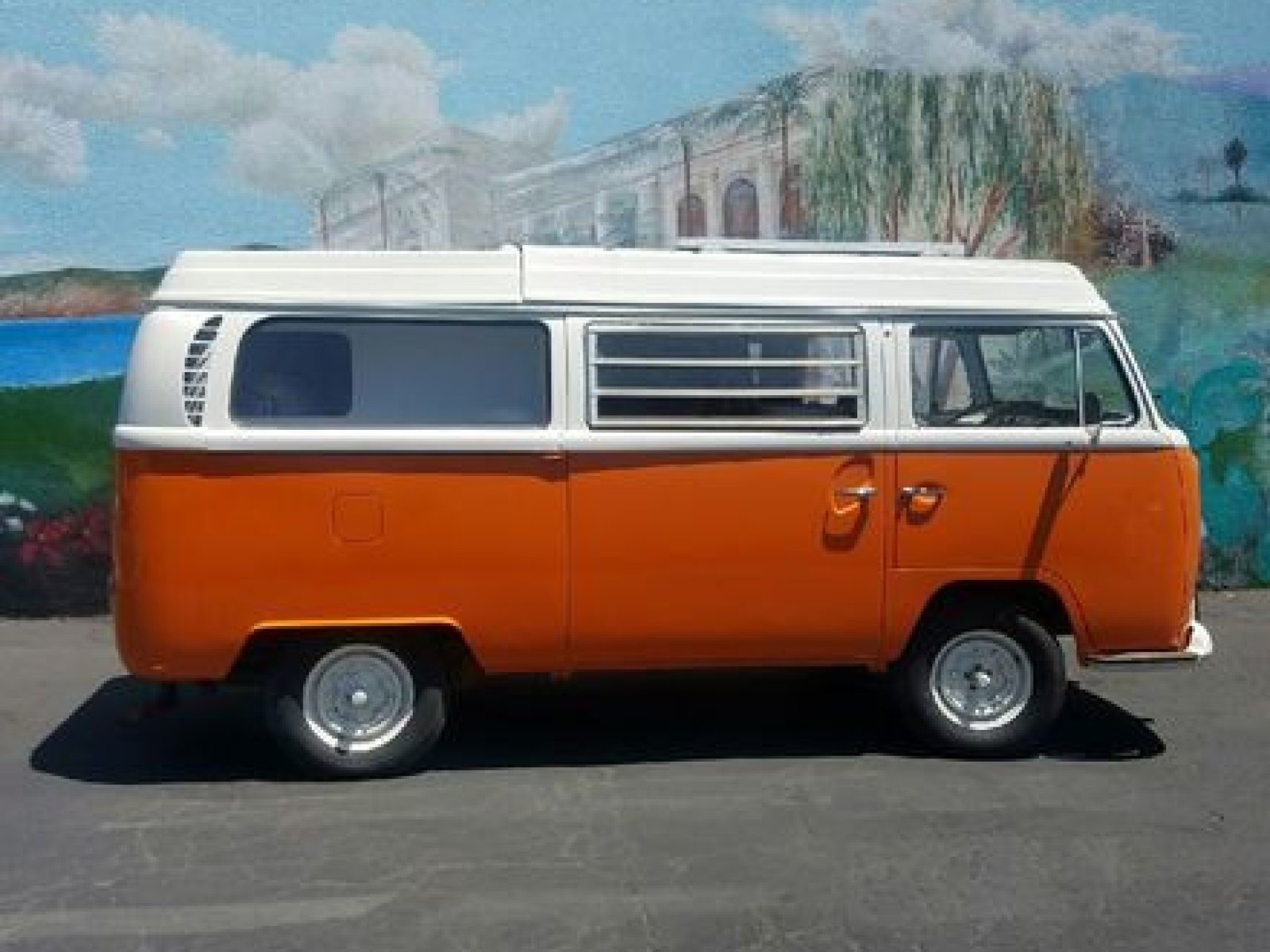 1968 Volkswagen Type II Bus