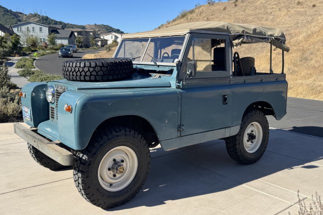 1968 Land Rover 88