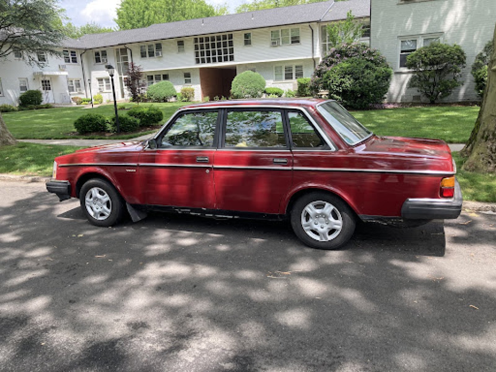1985 Volvo 240 dl