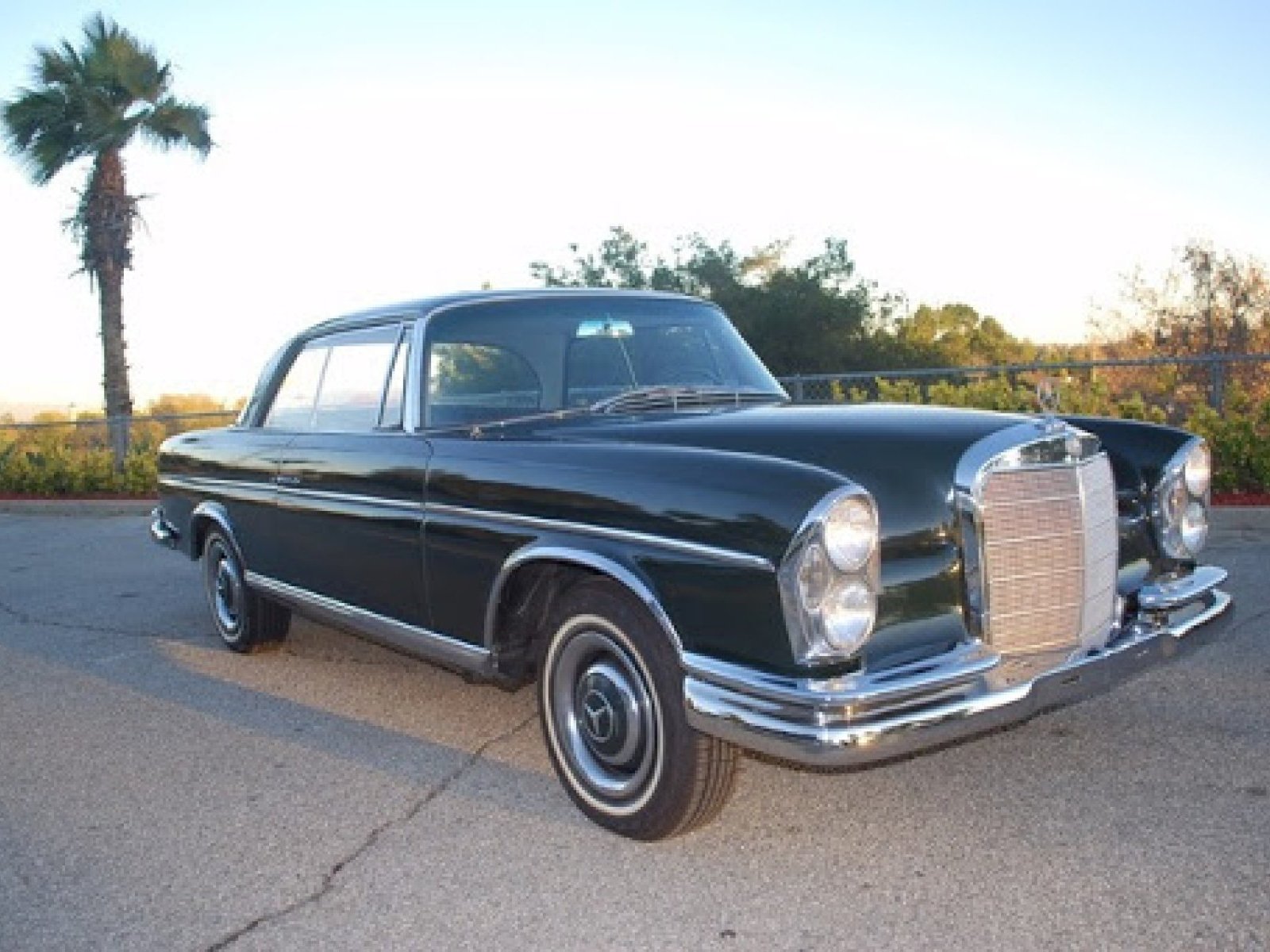 1967 Mercedes-Benz 250se coupe