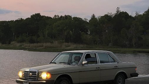 1982 Mercedes-Benz 300D