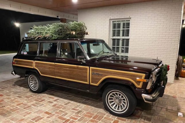 1990 Jeep Grand Wagoneer