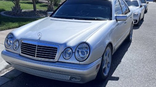 1999 Mercedes-Benz E320