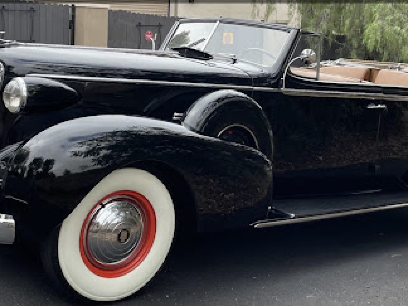 1937 Cadillac 75