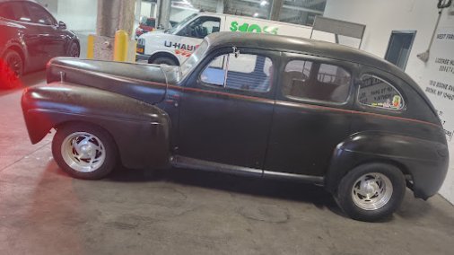 1946 Ford Sedan 4 Door