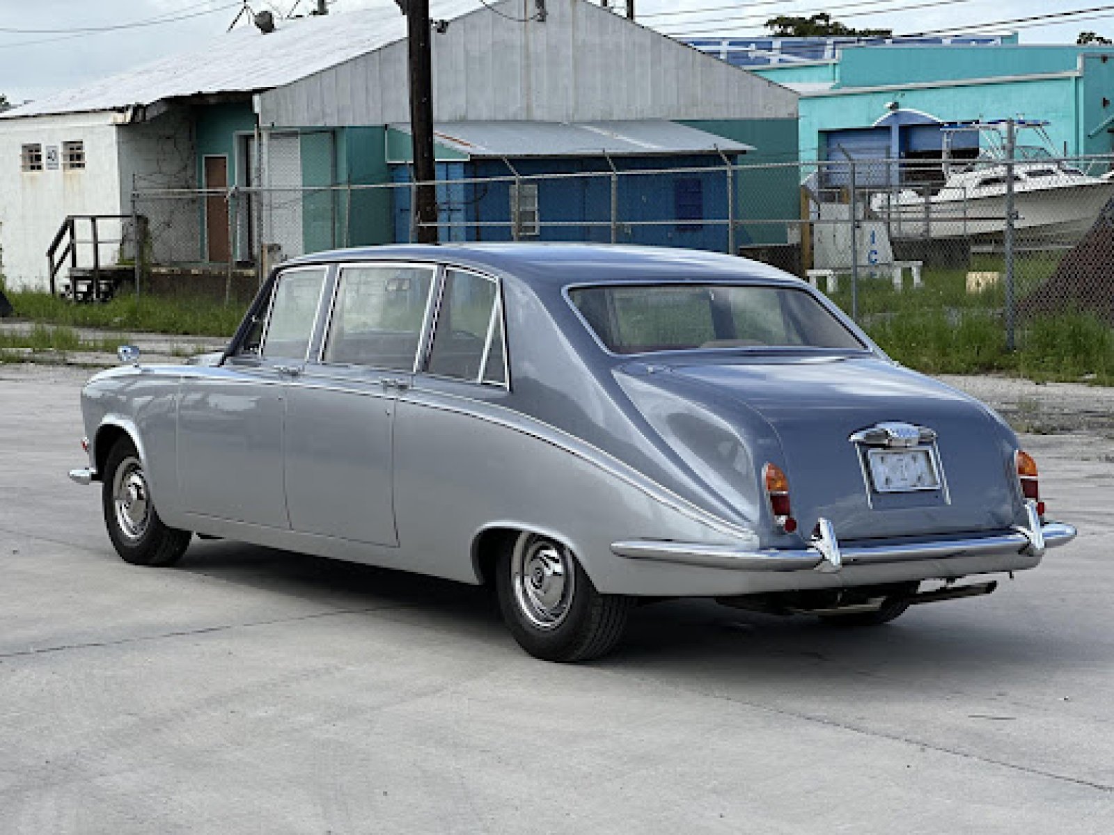 1969 Daimler Ds420