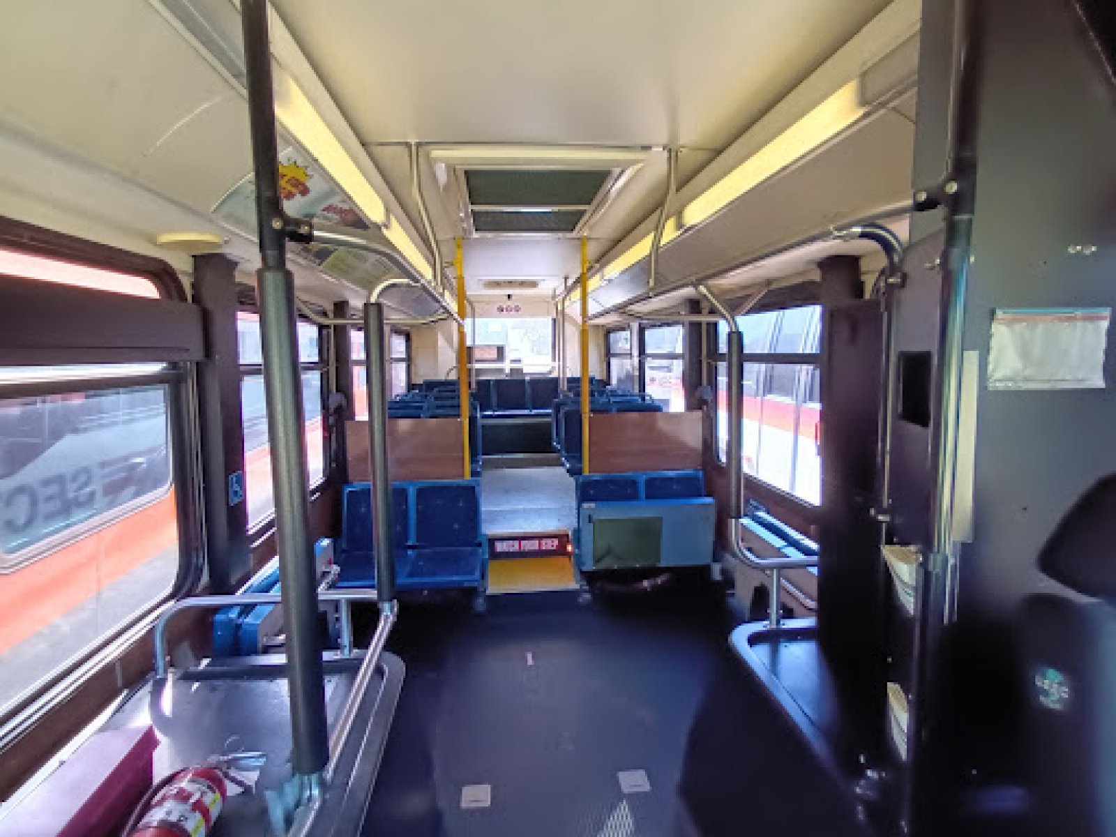 2009 New Flyer City Transit Bus D-35lf
