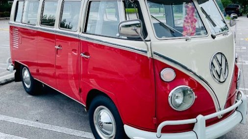 1964 Volkswagen Type 2 Deluxe Bus