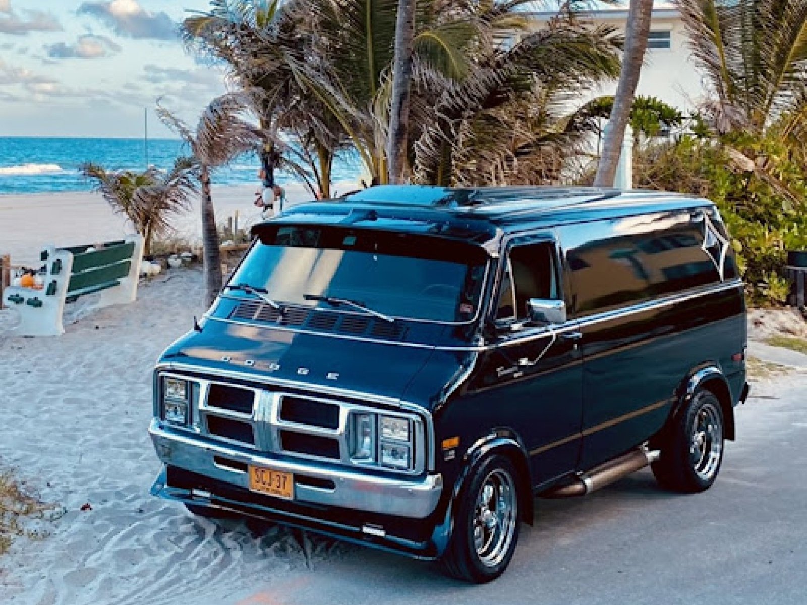 1976 Dodge B100 Van