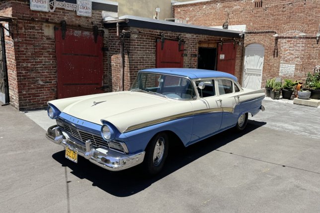 1957 Ford Custom 300