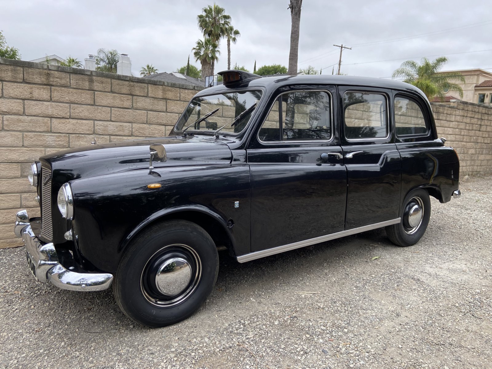 1960 Austin FX4