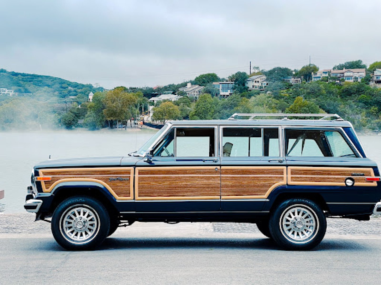 1988 Jeep Grand Wagoneer