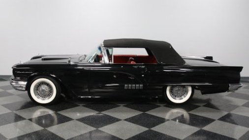 1958 Ford Thunderbird