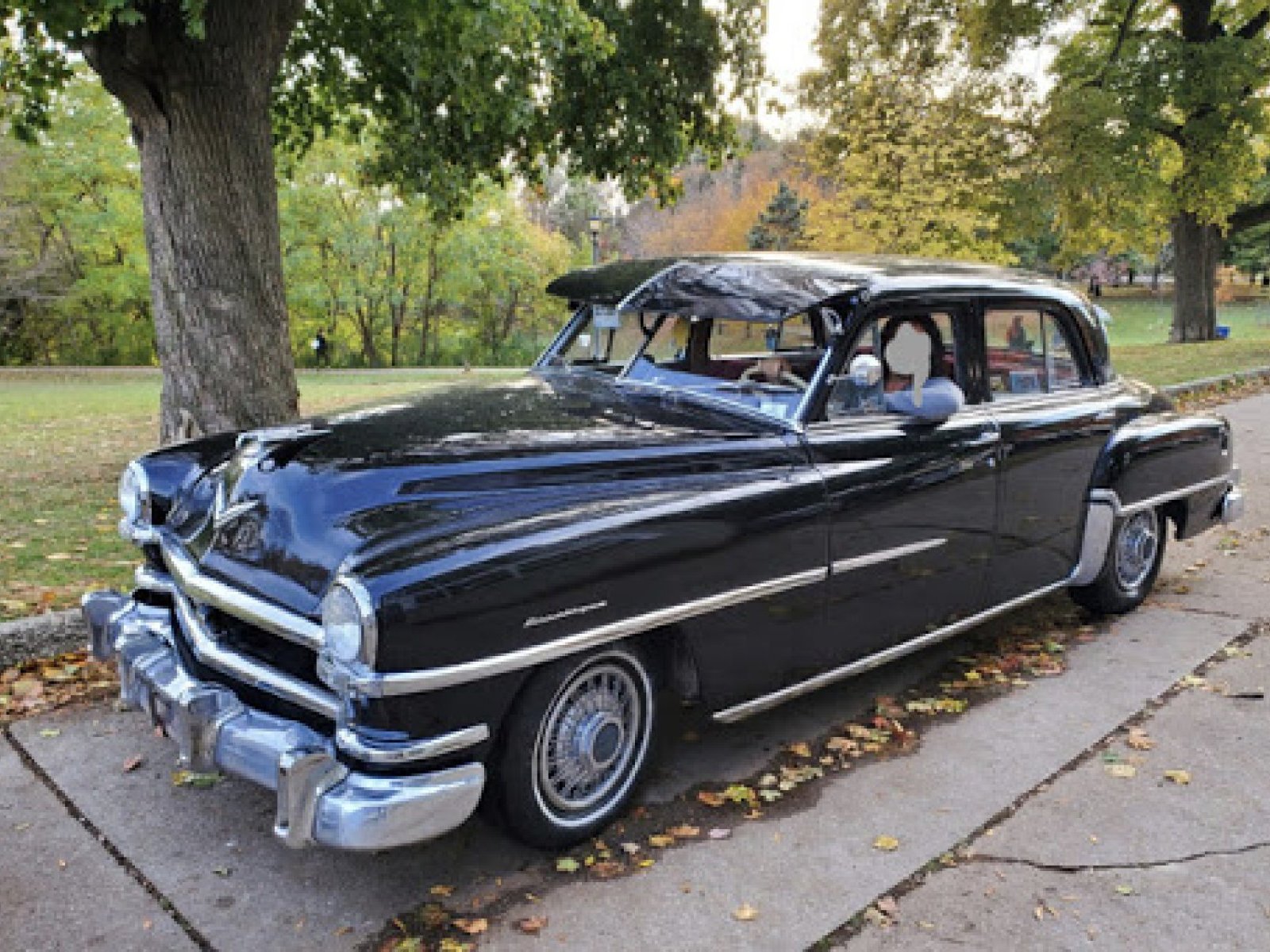 1952 Chrysler Saratoga