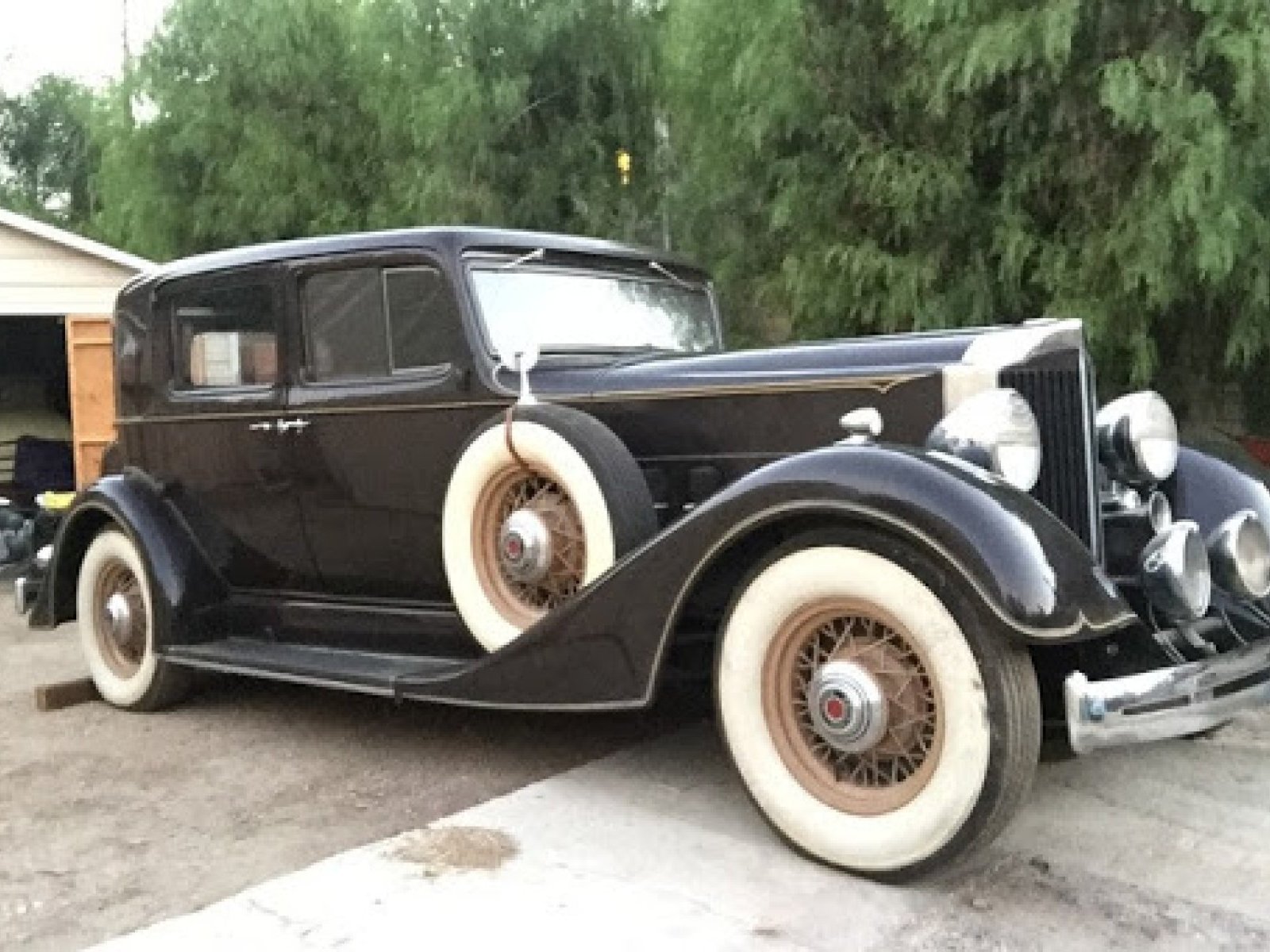 1934 Packard Club sedan