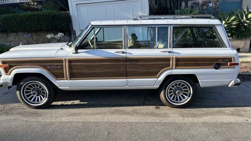 1991 Jeep Grand Wagoneer