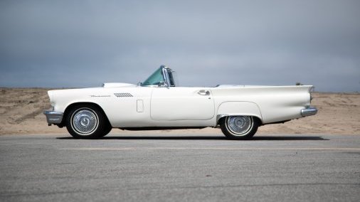 1957 Ford Thunderbird