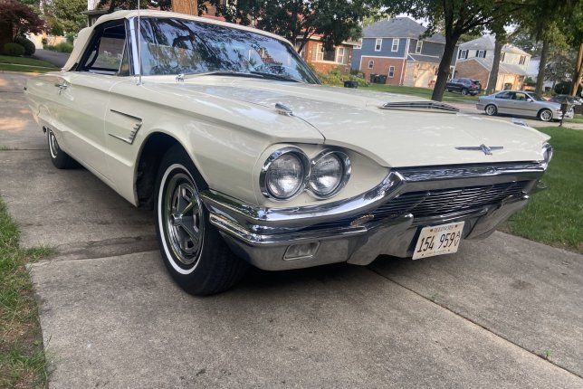 1965 Ford Thunderbird