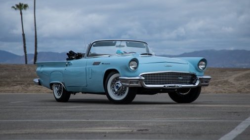 1957 Ford Thunderbird