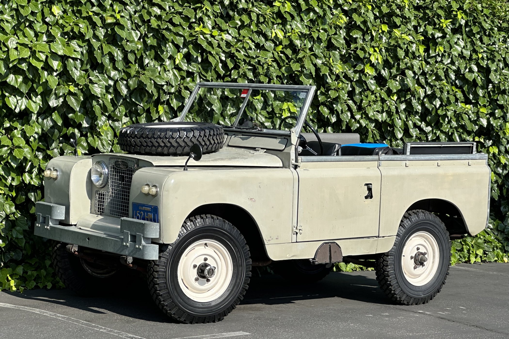 1967 Land Rover Series 2A