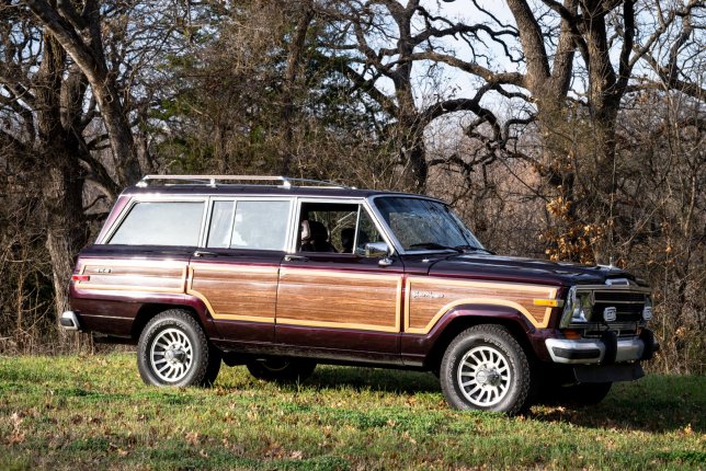 1989 Jeep Grand Wagoneer