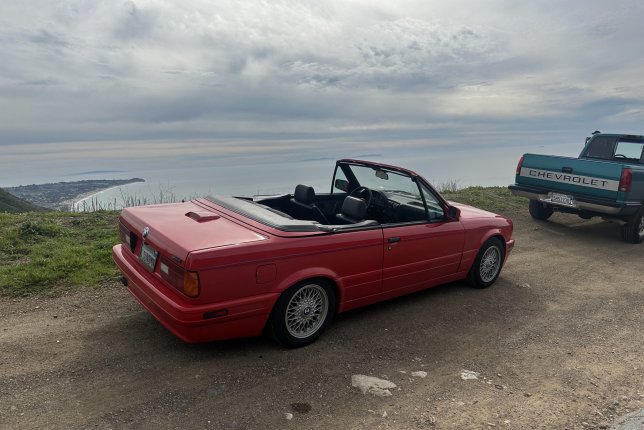 1992 BMW 325i