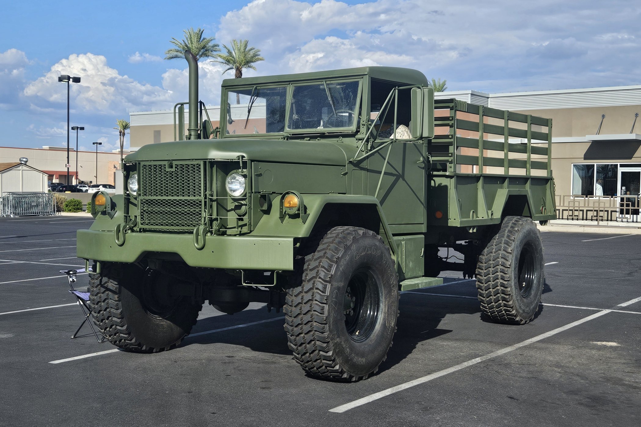 1985 American General M35A2