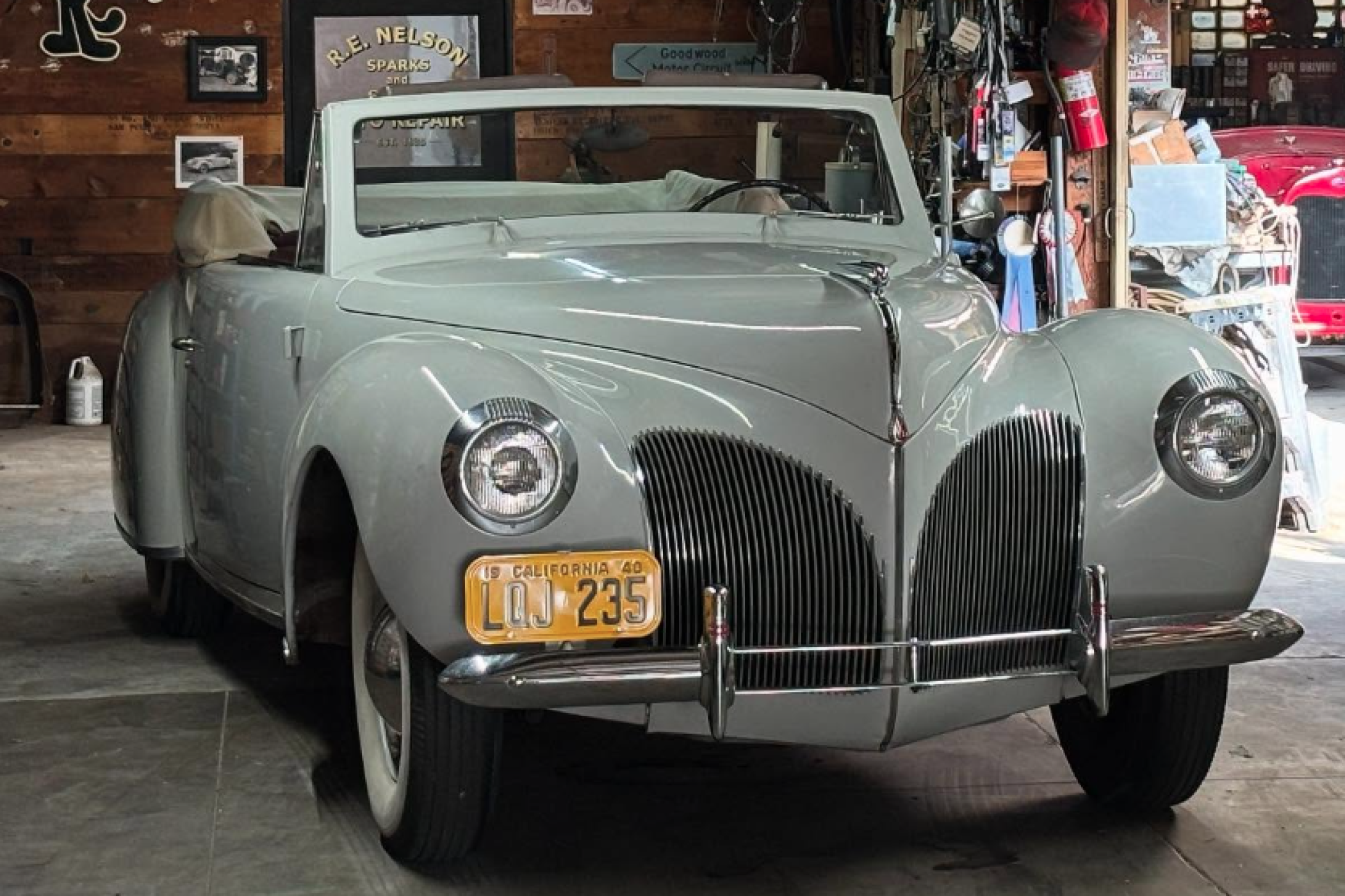 1940 Lincoln Zephyr