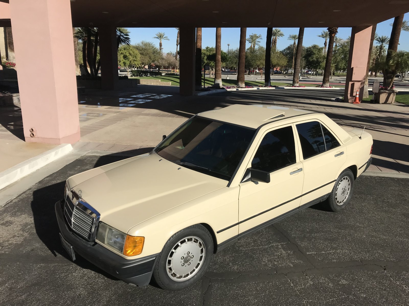 1987 Mercedes-Benz 190-E