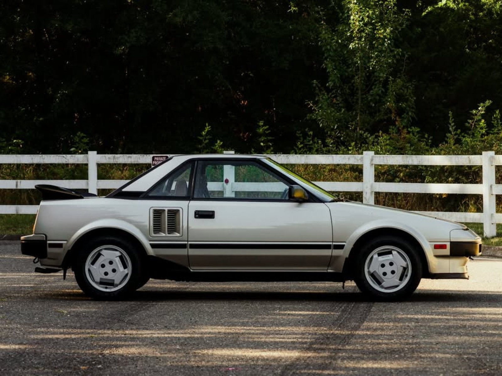 1985 Toyota MR2