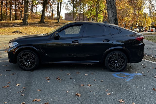 2023 BMW X6