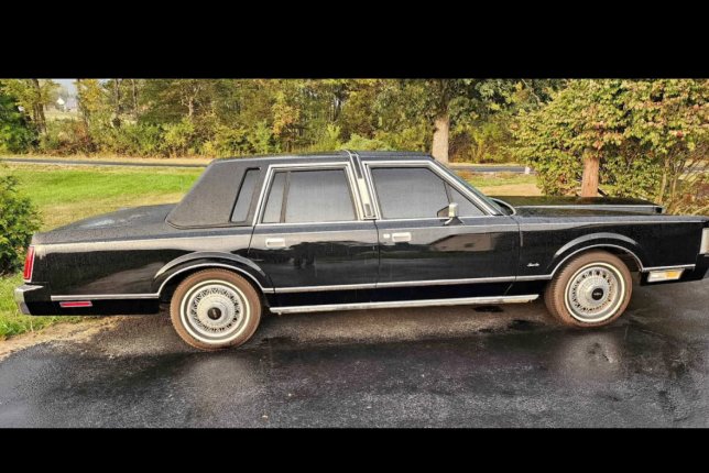 1986 Lincoln Town Car