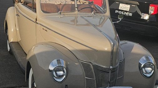 1940 Ford Deluxe