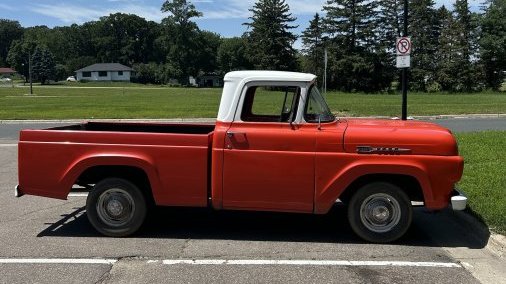 1960 Ford F-100