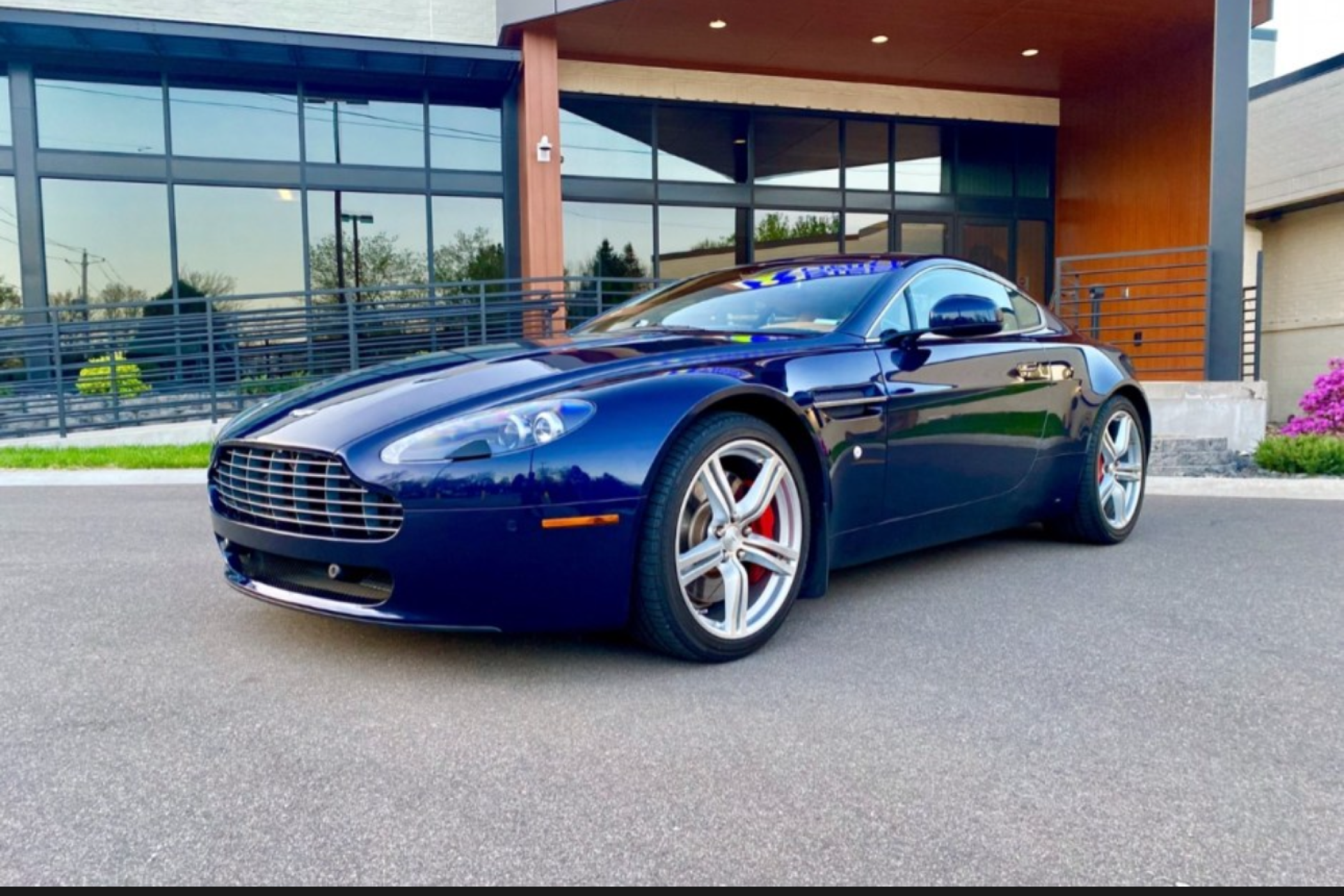 2010 Aston Martin Vantage