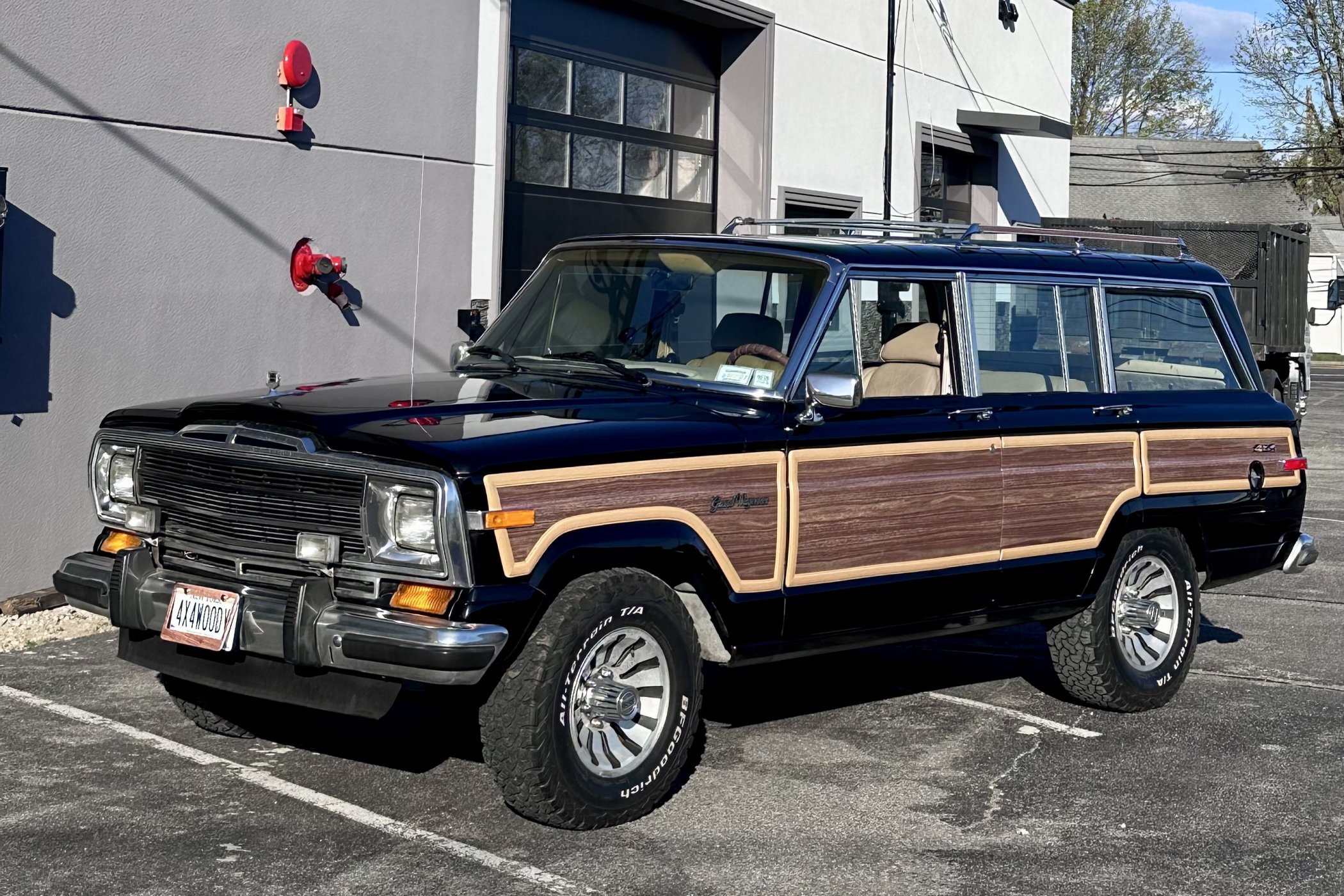 1990 Jeep Grand Wagoneer