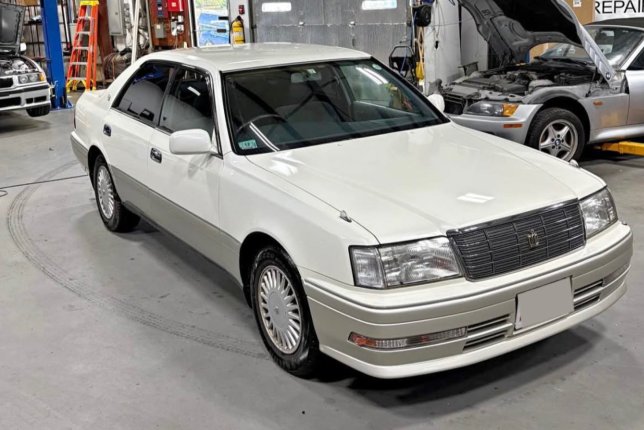 1998 Toyota Crown