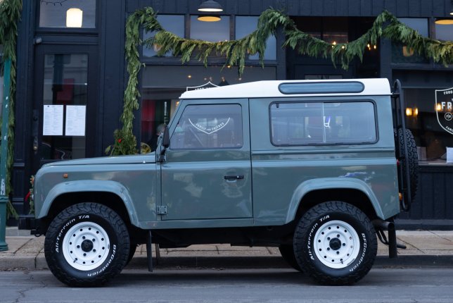 1996 Land Rover Defender 90 (Truck)