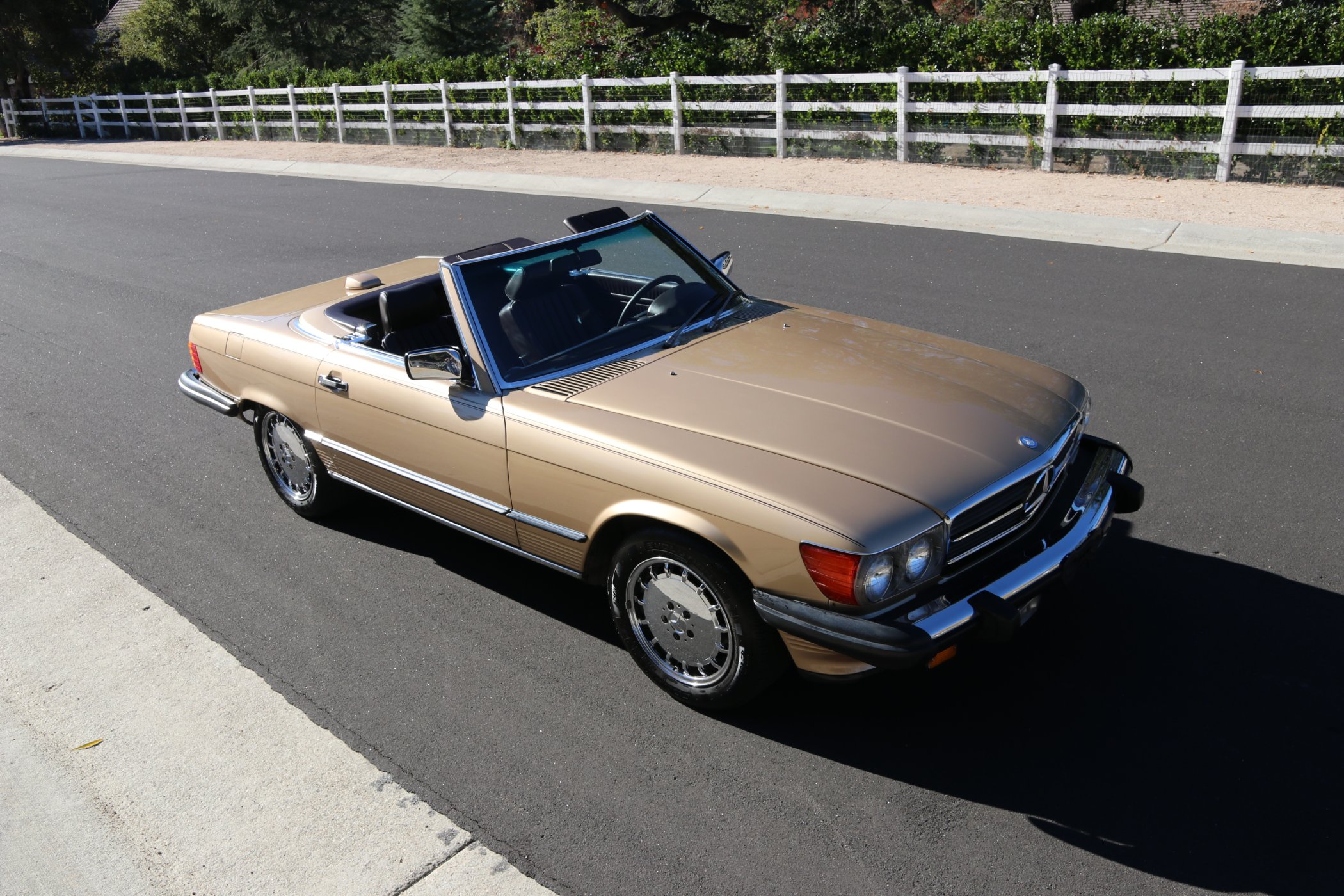 1986 Mercedes Benz 560SL
