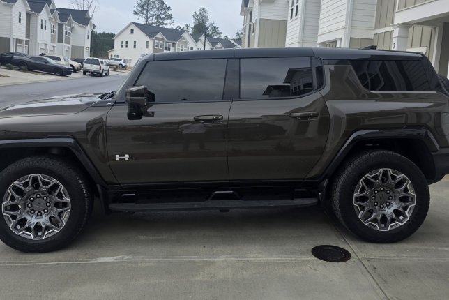 2024 GMC Hummer EV SUV