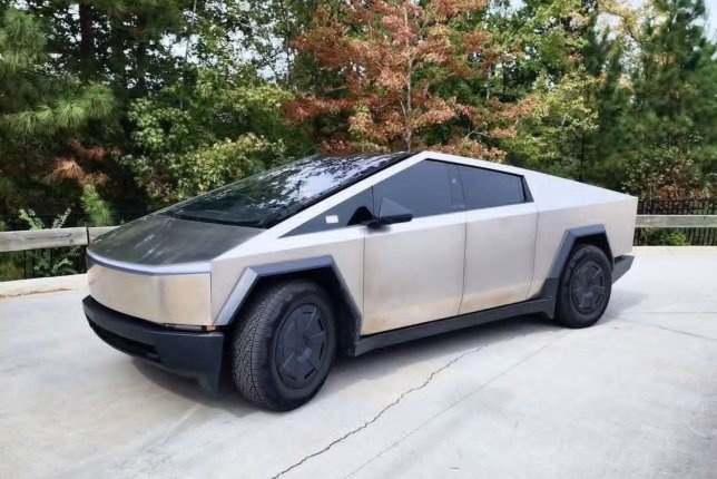 2025 Cybertruck Cybertruck